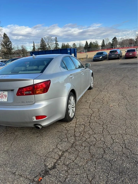 2007 Lexus IS 2nd Gen - Image 7 of 11