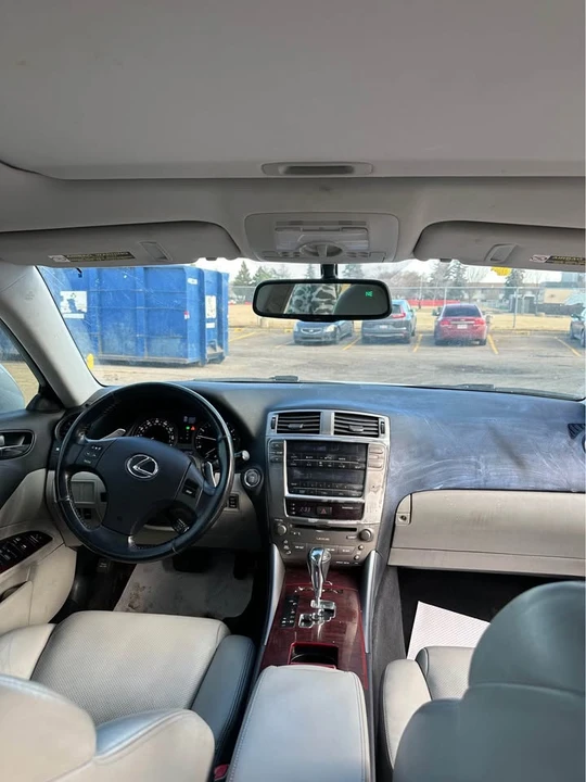 2007 Lexus IS 2nd Gen - Image 10 of 11