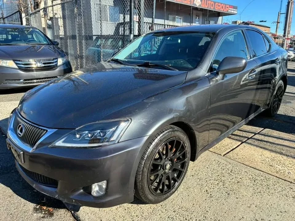2007 Lexus IS 2nd Gen - Image 11 of 19