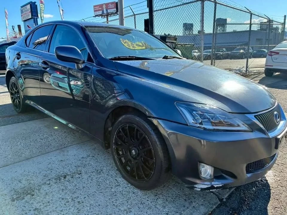 2007 Lexus IS 2nd Gen - Image 5 of 19