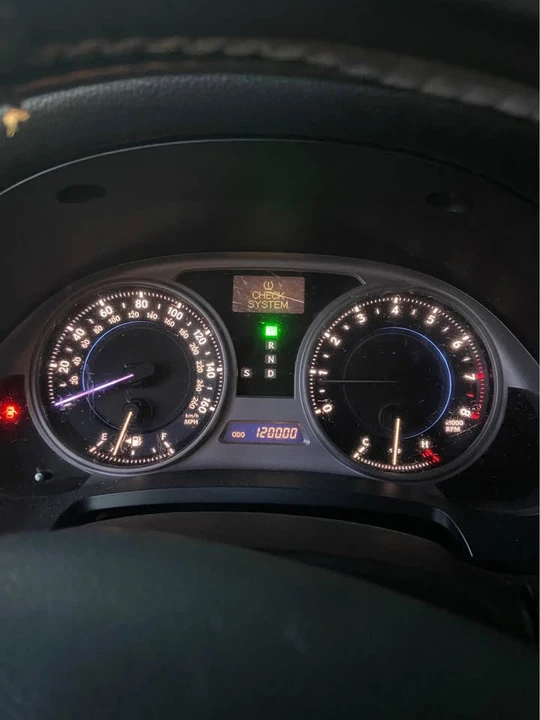 2007 Lexus IS 2nd Gen - Image 7 of 7