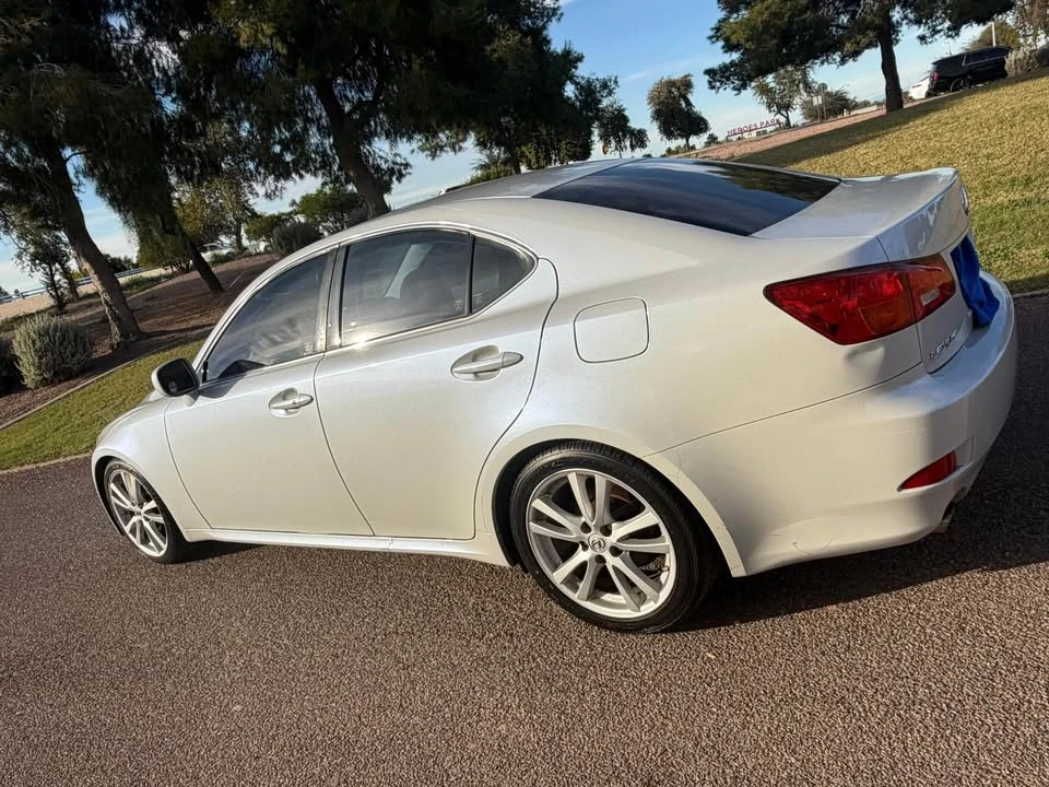 2007 Lexus IS 2nd Gen - Image 5 of 12