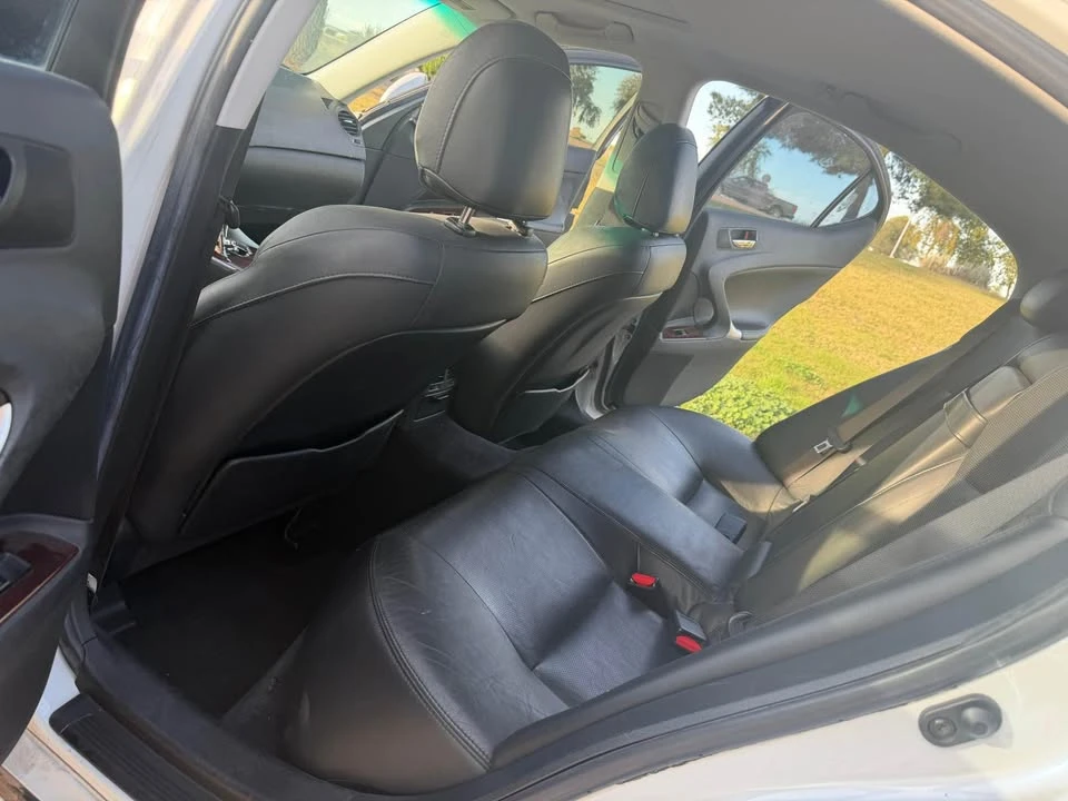 2007 Lexus IS 2nd Gen - Image 11 of 12