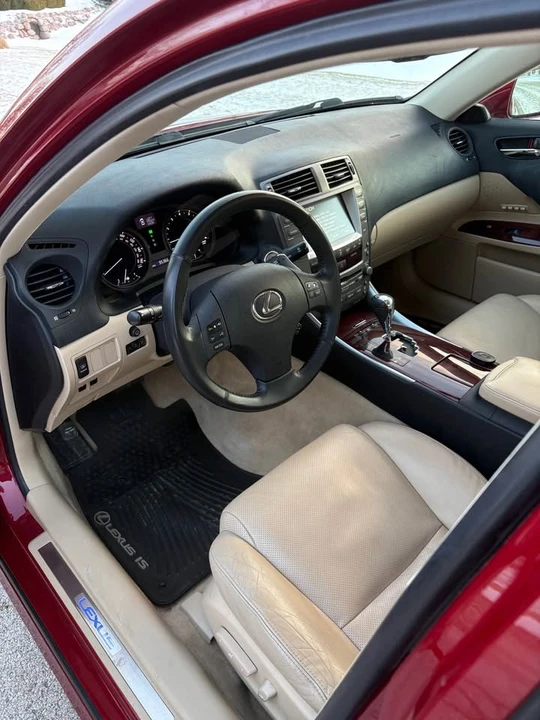 2007 Lexus IS 2nd Gen - Image 5 of 10