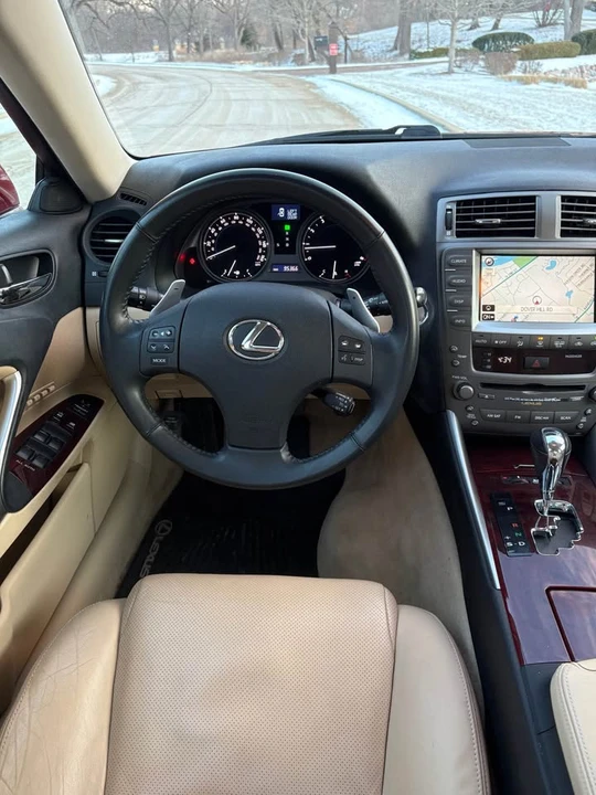2007 Lexus IS 2nd Gen - Image 2 of 10