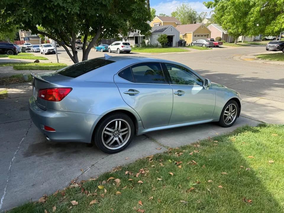 2007 Lexus IS 2nd Gen - Image 3 of 6