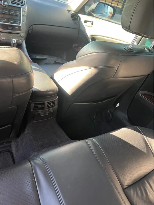 2007 Lexus IS 2nd Gen - Image 16 of 20