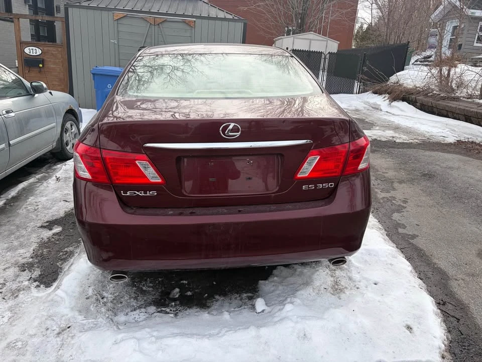 2007 Lexus IS 2nd Gen - Image 5 of 15