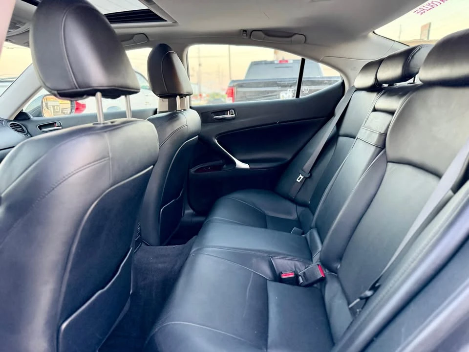 2007 Lexus IS 2nd Gen - Image 4 of 20