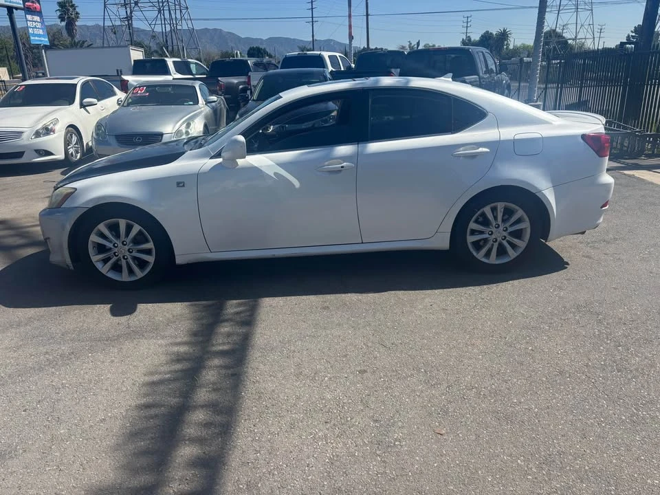2007 Lexus IS 2nd Gen - Image 7 of 10