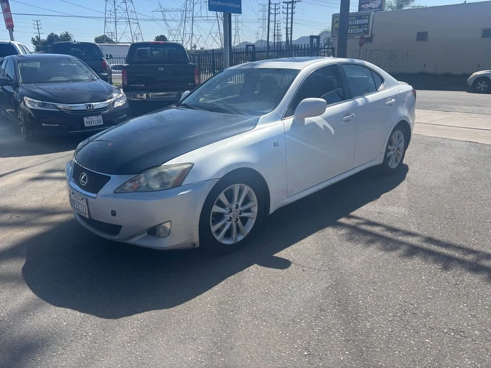 2007 Lexus IS 2nd Gen - Image 8 of 10