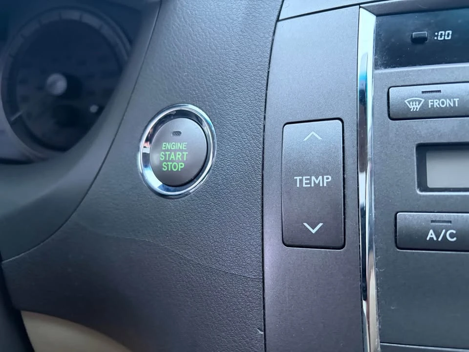 2007 Lexus IS 2nd Gen - Image 13 of 15