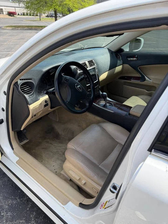 2007 Lexus IS 2nd Gen - Image 5 of 15