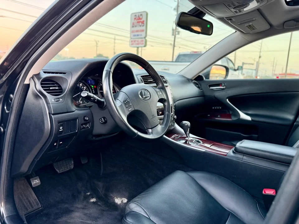 2007 Lexus IS 2nd Gen - Image 14 of 20