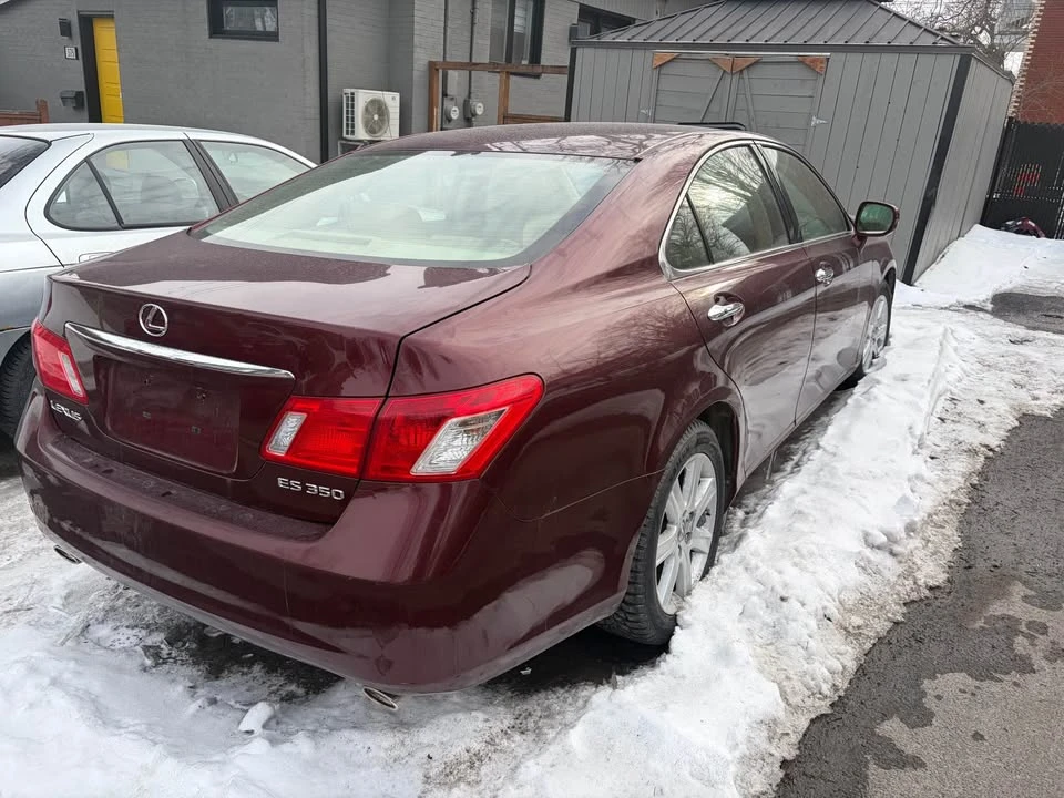 2007 Lexus IS 2nd Gen - Image 4 of 15