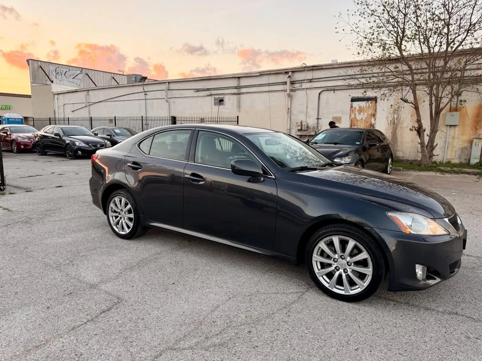 2007 Lexus IS 2nd Gen - Image 11 of 20