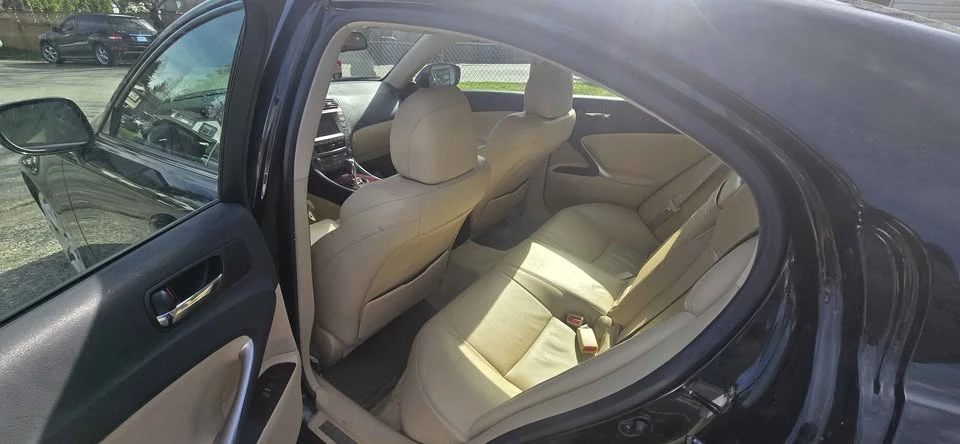 2007 Lexus IS 2nd Gen - Image 6 of 13