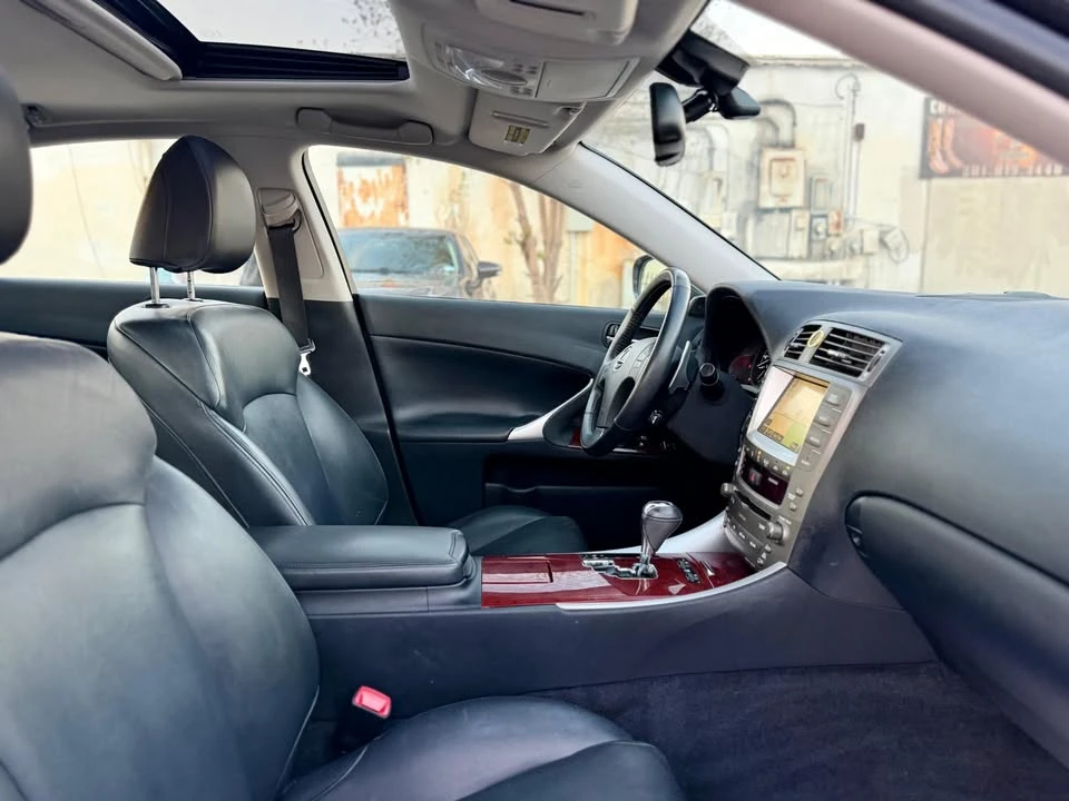 2007 Lexus IS 2nd Gen - Image 7 of 20