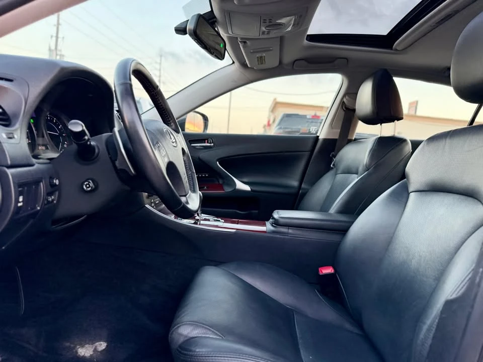 2007 Lexus IS 2nd Gen - Image 15 of 20