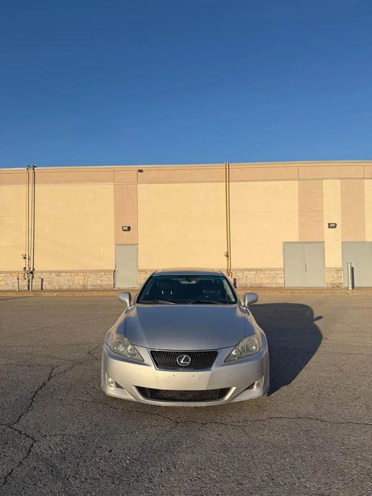 2007 Lexus IS 2nd Gen - Image 2 of 11