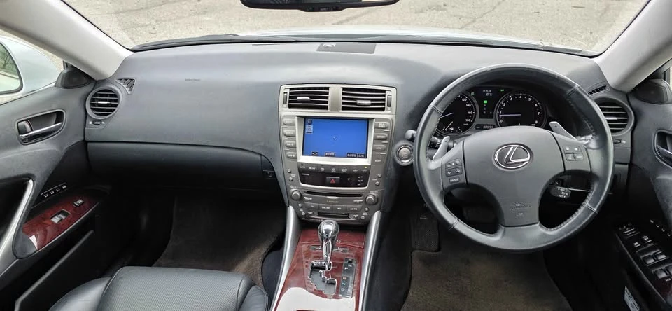 2007 Lexus IS 2nd Gen - Image 9 of 12