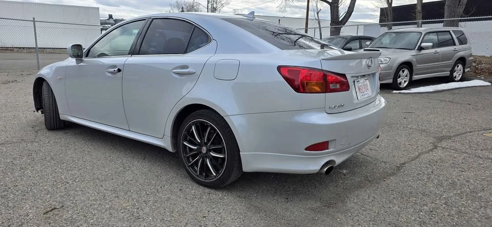 2007 Lexus IS 2nd Gen - Image 5 of 12