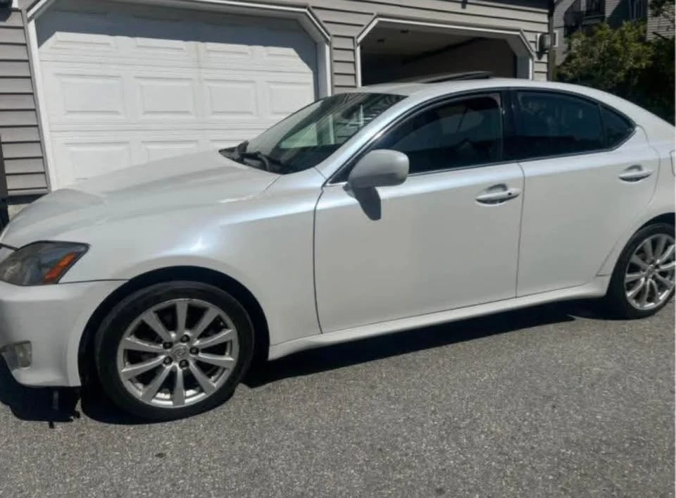 2007 Lexus IS 2nd Gen - Image 5 of 5