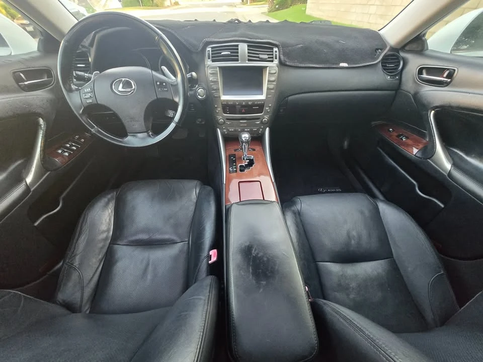2007 Lexus IS 2nd Gen - Image 8 of 9