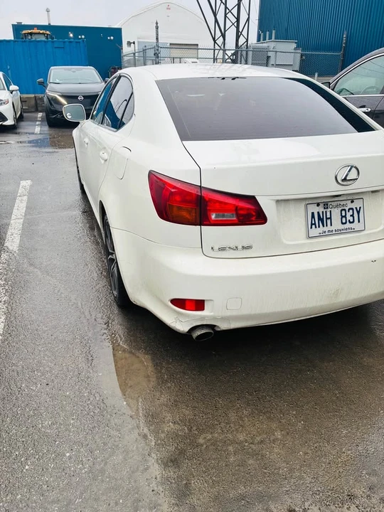 2007 Lexus IS 2nd Gen - Image 3 of 3