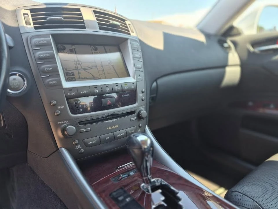 2007 Lexus IS 2nd Gen - Image 18 of 20