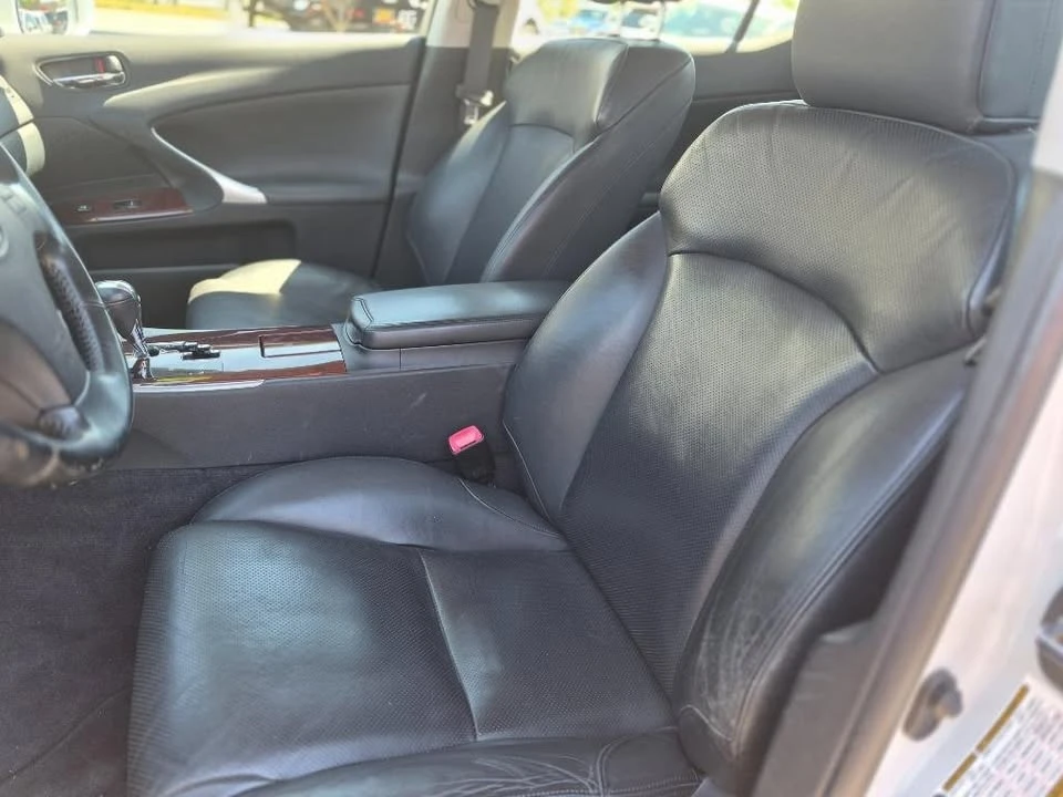 2007 Lexus IS 2nd Gen - Image 16 of 20