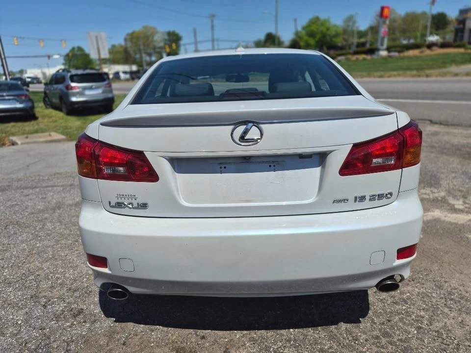 2007 Lexus IS 2nd Gen - Image 8 of 20