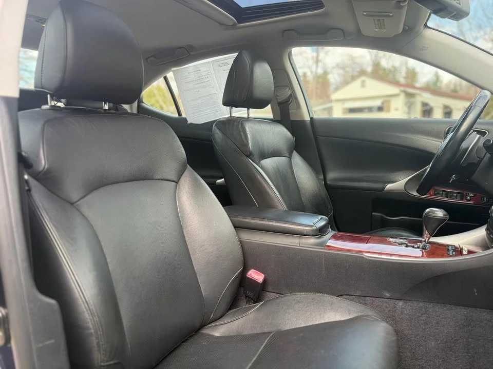 2007 Lexus IS 2nd Gen - Image 10 of 16
