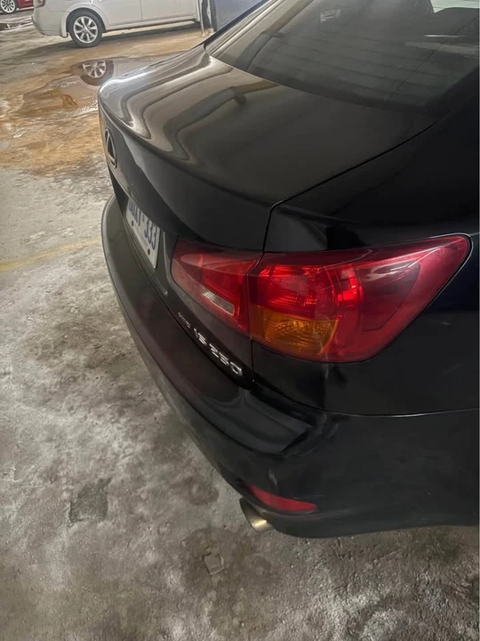 2007 Lexus IS 2nd Gen - Image 5 of 8