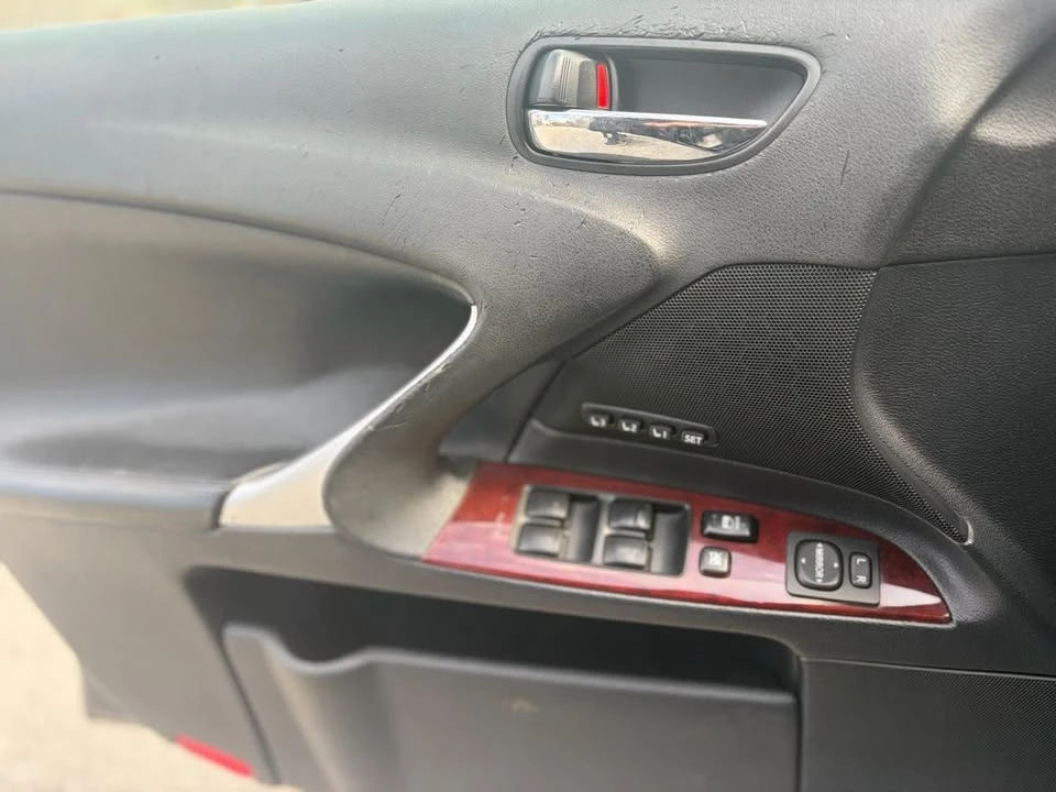 2007 Lexus IS 2nd Gen - Image 3 of 16