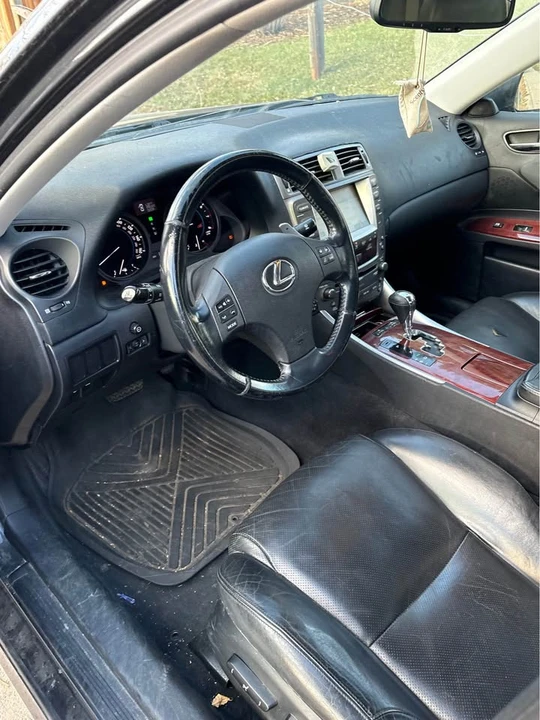 2007 Lexus IS 2nd Gen - Image 7 of 11