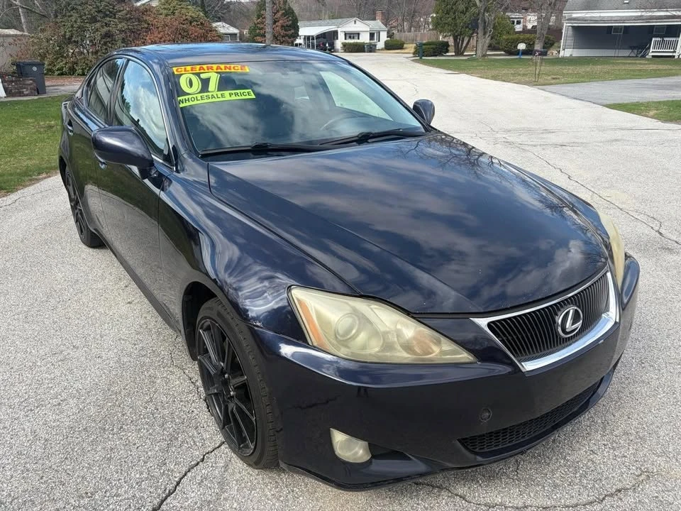 2007 Lexus IS 2nd Gen - Image 8 of 16
