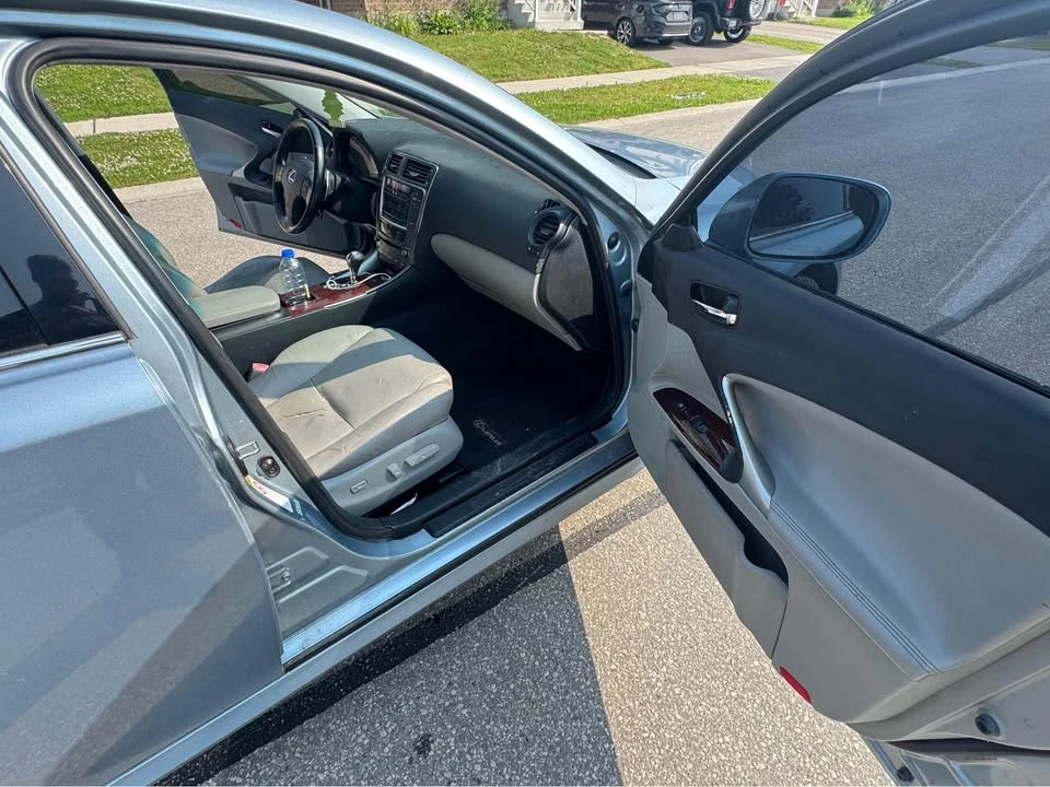 2007 Lexus IS 2nd Gen - Image 3 of 12
