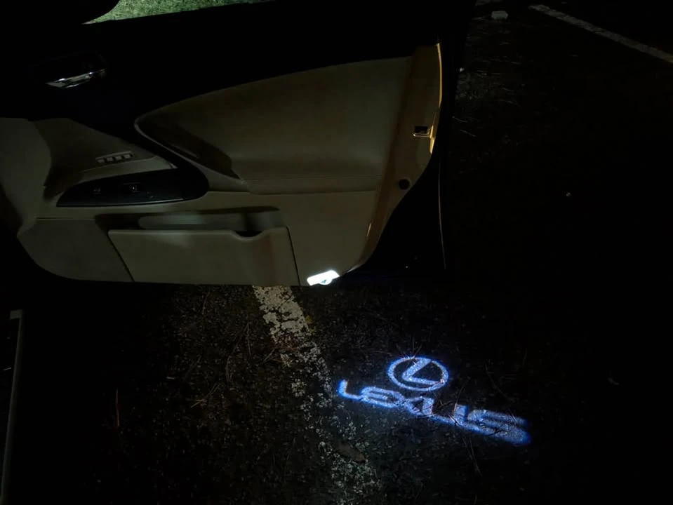 2007 Lexus IS 2nd Gen - Image 8 of 11
