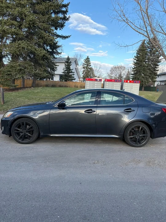 2007 Lexus IS 2nd Gen - Image 4 of 11