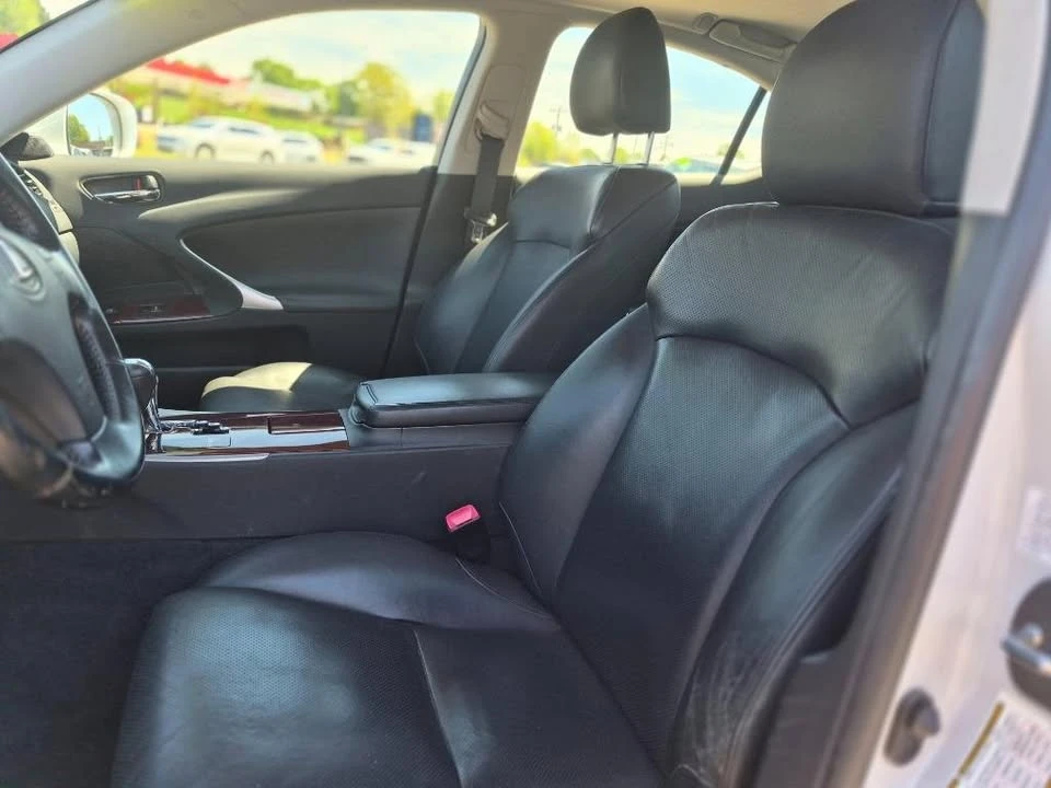 2007 Lexus IS 2nd Gen - Image 15 of 20