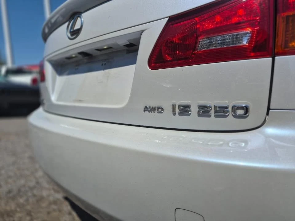 2007 Lexus IS 2nd Gen - Image 9 of 20