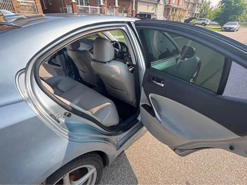 2007 Lexus IS 2nd Gen - Image 9 of 12
