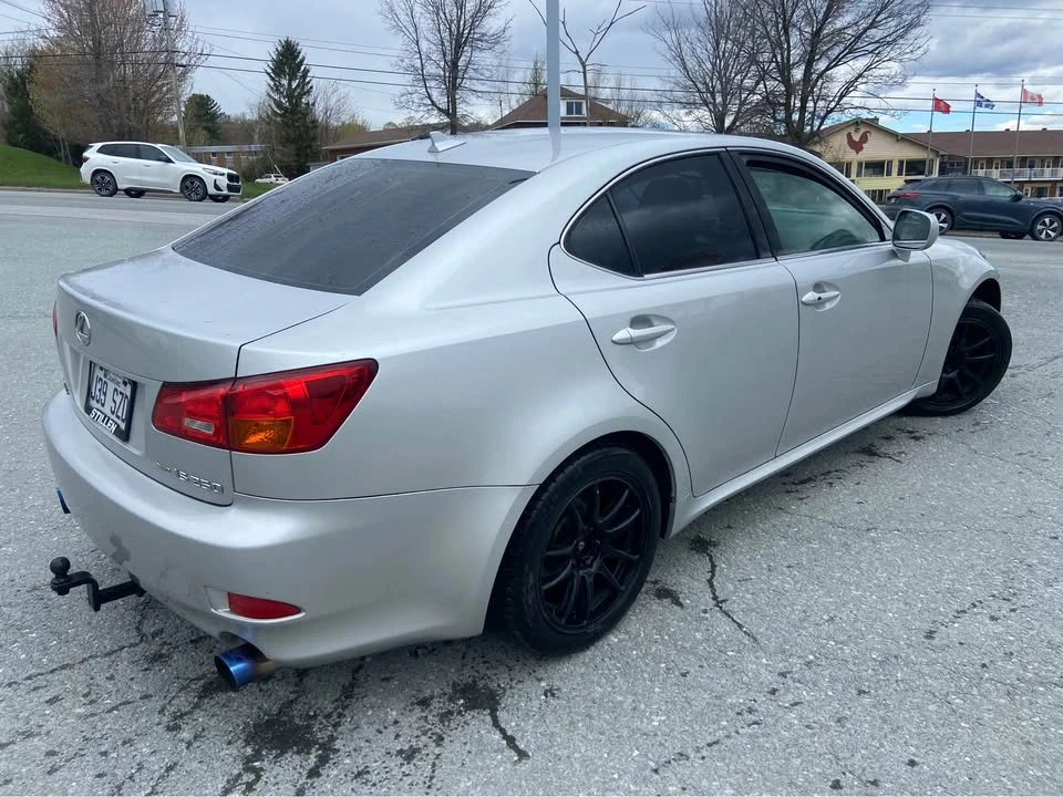 2007 Lexus IS 2nd Gen - Image 5 of 9