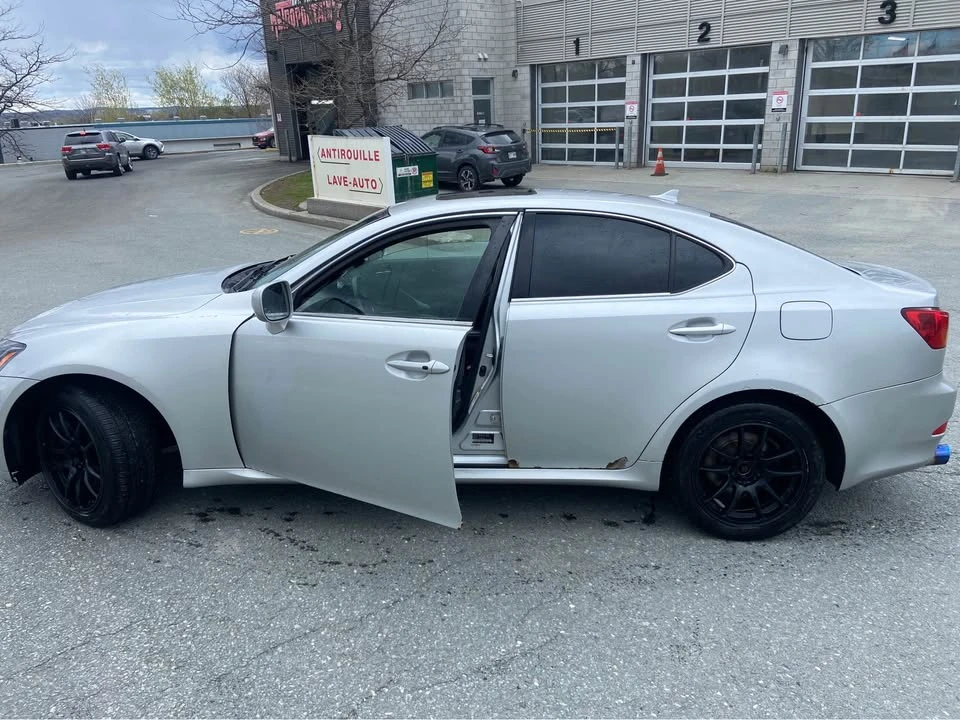 2007 Lexus IS 2nd Gen - Image 8 of 9