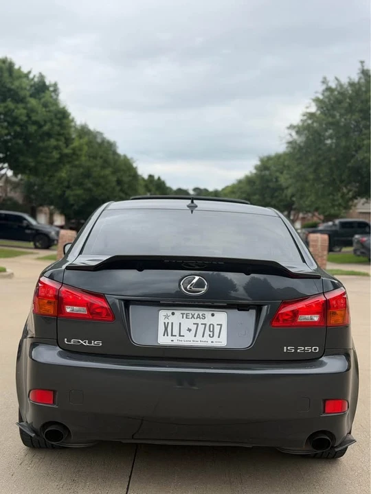 2007 Lexus IS 2nd Gen - Image 5 of 15