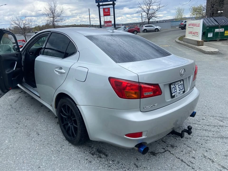 2007 Lexus IS 2nd Gen - Image 6 of 9