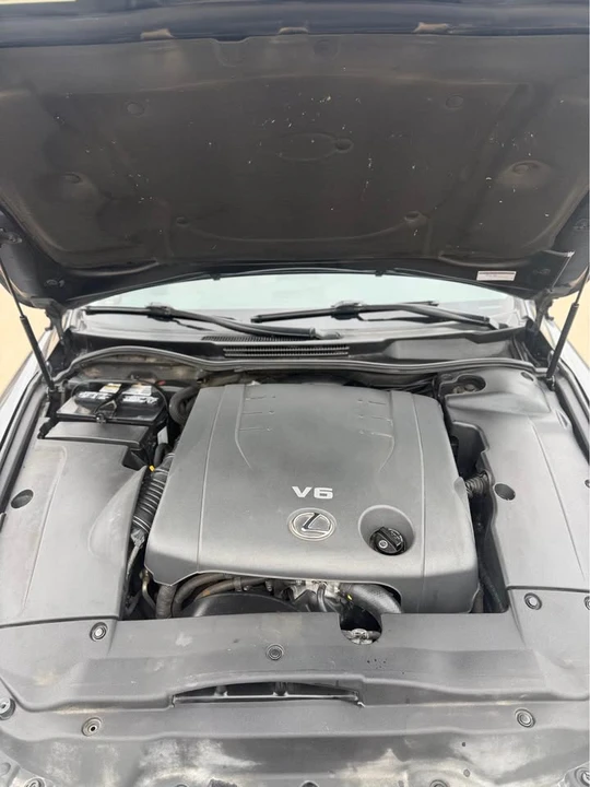2007 Lexus IS 2nd Gen - Image 13 of 15