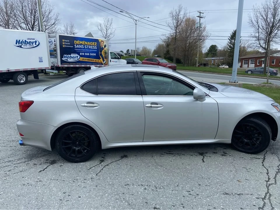 2007 Lexus IS 2nd Gen - Image 4 of 9