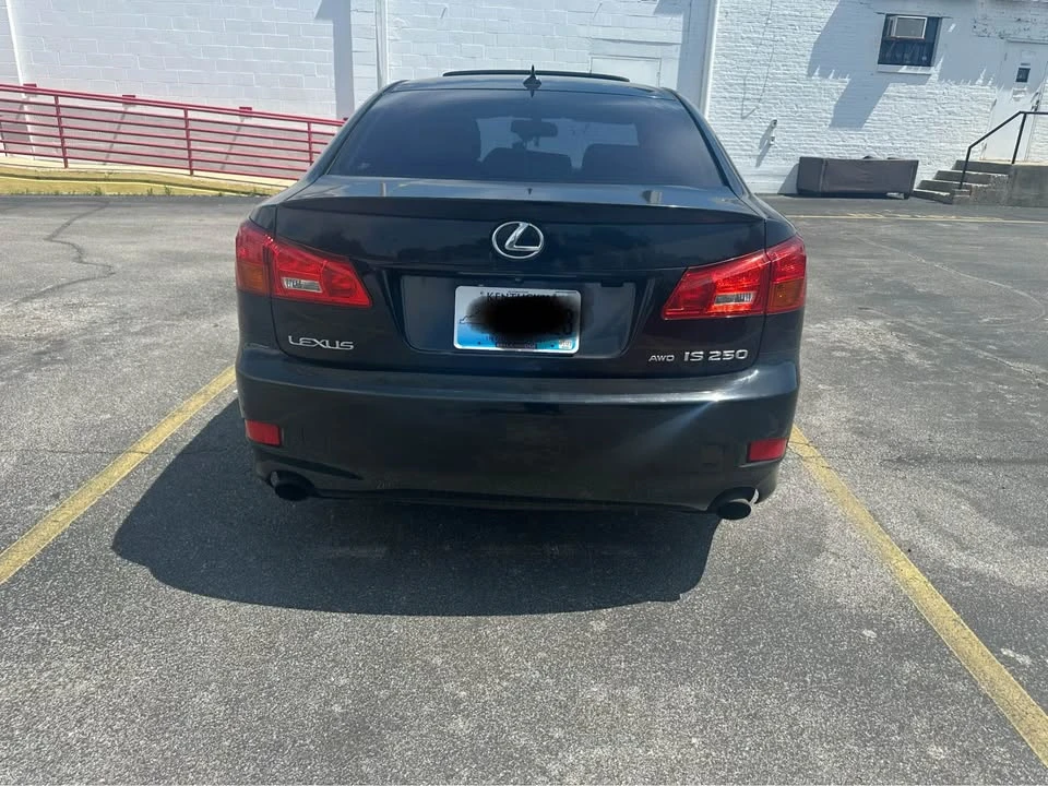 2007 Lexus IS 2nd Gen - Image 5 of 13